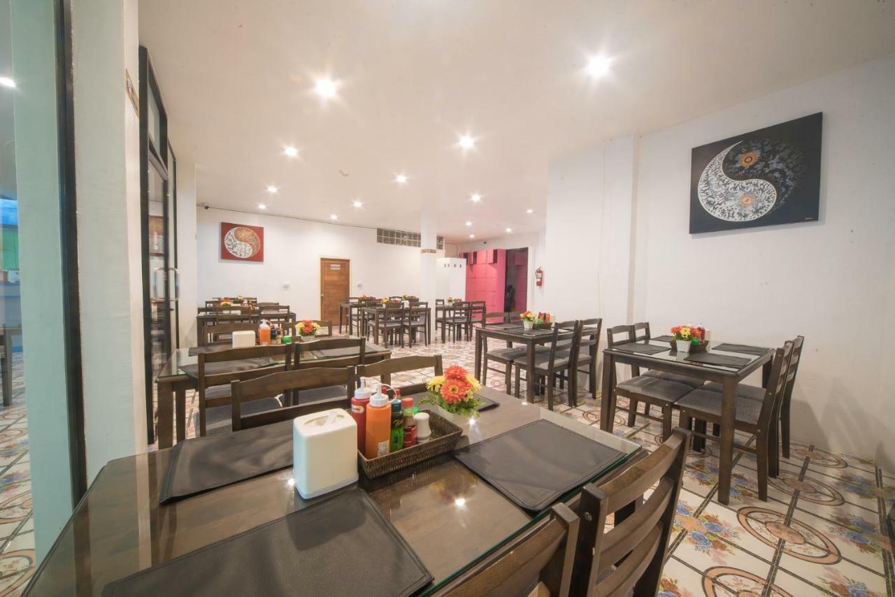 Panda Hostel Phuket (Adults Only) Patong Exterior foto